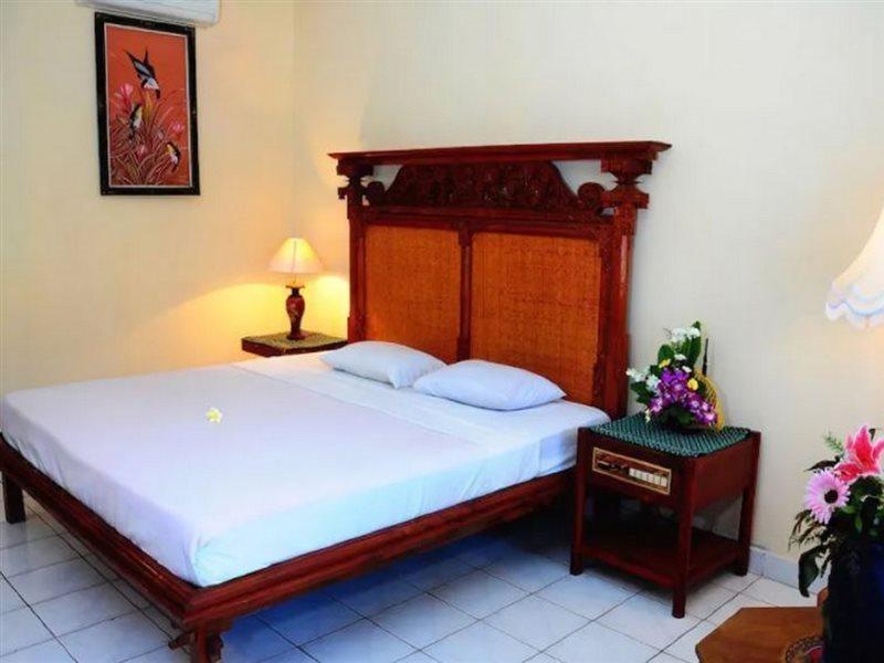 The Rishi Candidasa Beach Resort Exterior photo