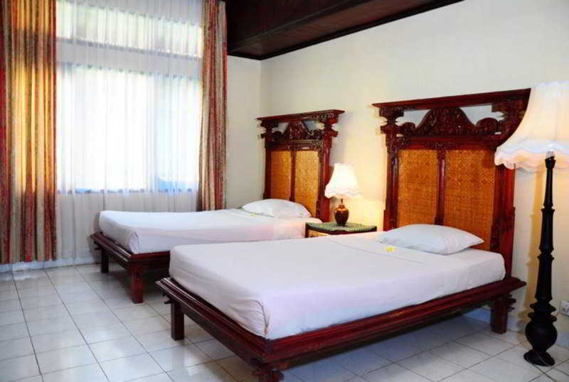The Rishi Candidasa Beach Resort Exterior photo